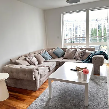 Centrally Located 1br Near Edg Cricket, Of Bham, Priory Hospital & Cannon Hill Park * Birmingam